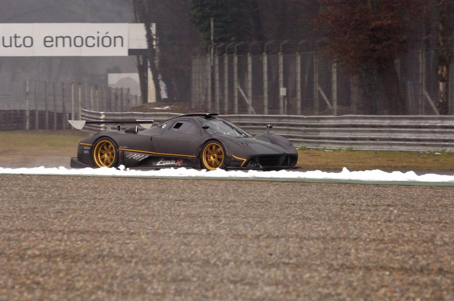  Pagani Zonda R 2009 года  (фото 37 из 73)
